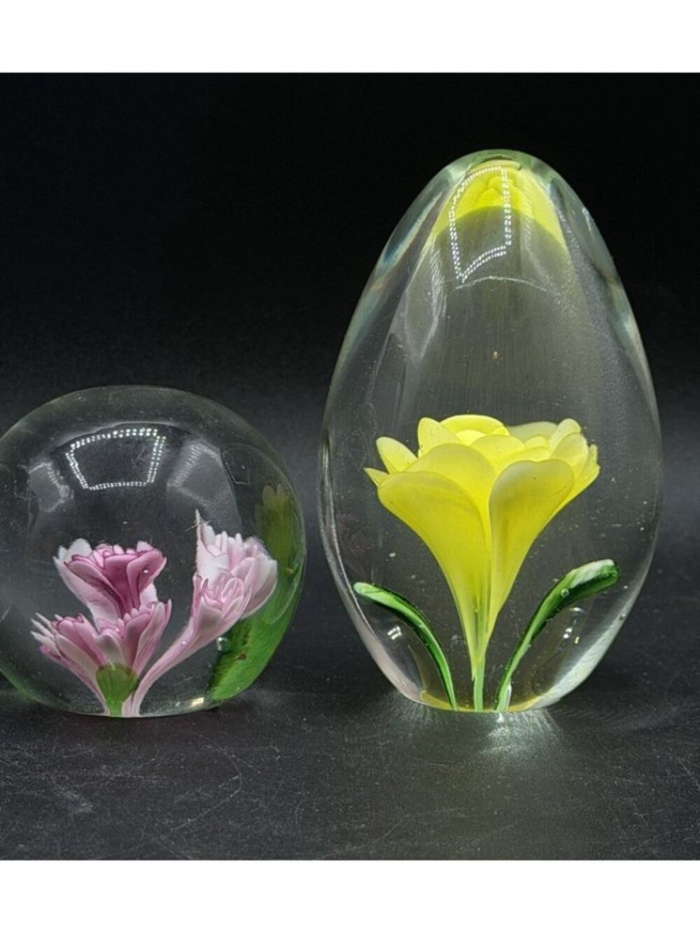 LOT 4 Art Glass Paperweights Yellow Blue Pink Flowers Mixed Sizes - Picture 13 of 14